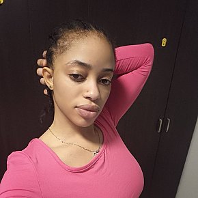 Sophia-Kings escort in Dubai offers Beijar services