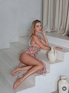 Lina-real-photos