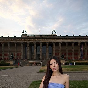 Lady-Oishi Vip Escort escort in Tel Aviv offers Girlfriend Experience (GFE) services