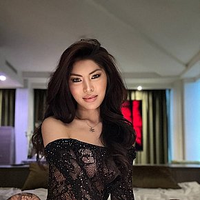 Lady-Oishi Vip Escort escort in Tel Aviv offers Girlfriend Experience (GFE) services