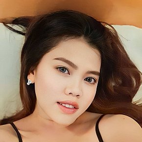 Keyla escort in Kuta Bali offers Sex in Different Positions services
