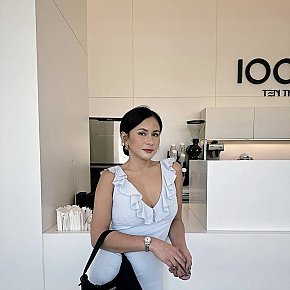 Yassy-Fasli escort in Manila offers Full Body Sensual Massage services