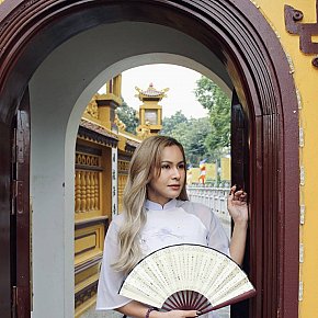 Yassy-Fasli escort in Manila offers Full Body Sensual Massage services