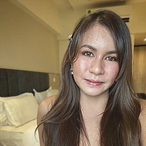 Yassy-Fasli escort in Manila offers Experiencia de Novia (GFE)
 services