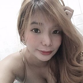 Celine escort in Manila offers Girlfriend Experience (GFE) services