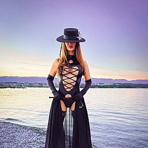 Mistress-Ivanka escort in Geneva offers Pelle / Latex / PVC services