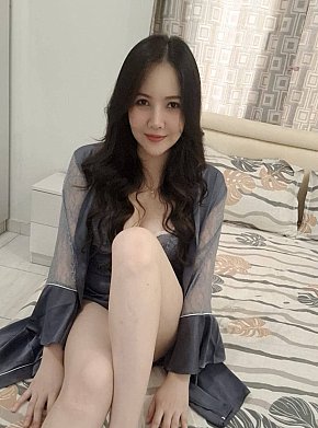 Anya escort in Muscat offers Massaggio sensuale su tutto il corpo services