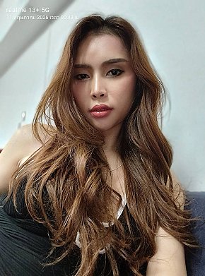 Gina escort in Bangkok offers Rimming (passivo) services