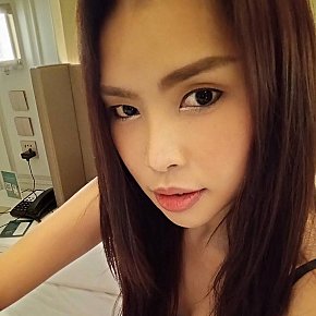 Gina escort in Bangkok offers Cum on Face services