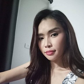 Gina escort in Bangkok offers Rimming (passivo) services
