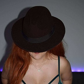Karla escort in Montreal offers Massaggio sensuale su tutto il corpo services