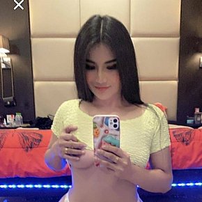 Yuri escort in Manama offers Sex in Different Positions services