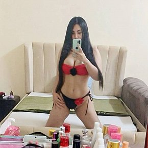 Sai Model/Fost Model escort in Riyadh offers Sărut services