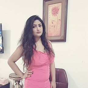Soniya Muscular escort in Karachi offers sexo oral sem preservativo até finalizar services