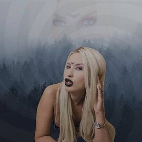Hypnotic-Natalie escort in Bucharest offers Domina (soft) services