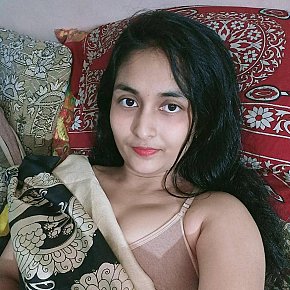 Sheeku24 Modella/Ex-modella escort in Singapore City offers Massaggio erotico services