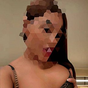 Susi Super Gros Cul escort in Abu Dhabi offers Lécher et sucer les testicules services
