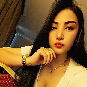 Gina Mûre escort in Doha offers S'asseoir sur le visage services