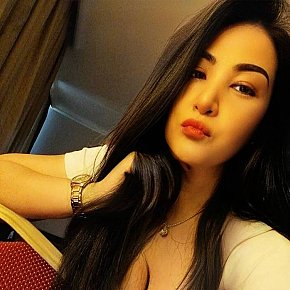 Gina Matura escort in Doha offers Orale (ricevere) services