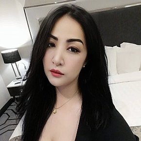 Gina Mature escort in Doha offers Foot Fetish services