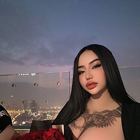 Julia Großer Busen escort in Manama offers Ganzkörpermassage services