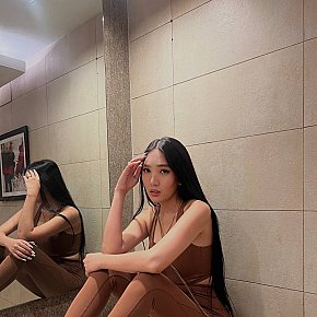 Sofia-Kang escort in Hong Kong offers Gorge profonde services