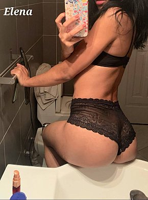 Elena All Natural
 escort in Montreal offers Erotic massage services