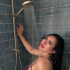 Sophia Tetas Enormes escort in Dubai offers Experiencia de Novia (GFE)
 services