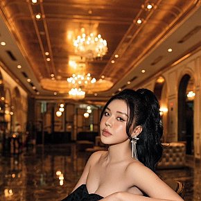 Julia escort in Doha offers Sex in Different Positions services