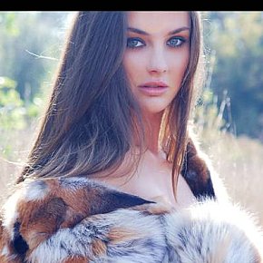 Klaudia Totalmente natural escort in London offers Mamada sin condón hasta terminar services