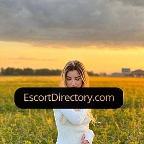 Marta Vip Escort escort in Luxembourg offers French Kissing services