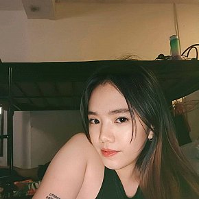 Teriyaki Model/Fost Model escort in Manila offers Masaj intim services