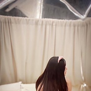 Mi-Mi Super-forte Di Seno escort in Hong Kong