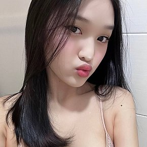 Sun-MI escort in Tokyo offers Erotic massage services