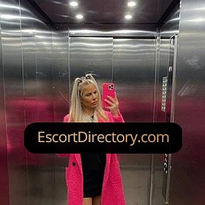 Ariaa escort in Amsterdam offers French Kissing services