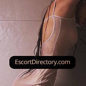 Viki Vip Escort escort in Dubai offers Erotic massage services