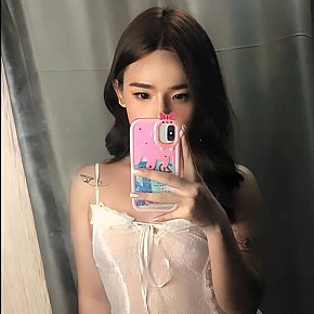 Ningning escort in  offers Lingerie services