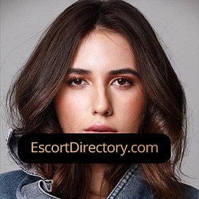 Jenny-Pierce Vip Escort escort in  offers Chuva Dourada (dar) services