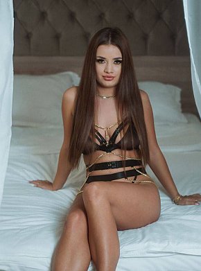 Aria escort in  offers Pipe sans capote services
