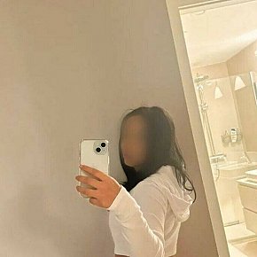 Aliss escort in Wien offers Massagem anal (dar) services