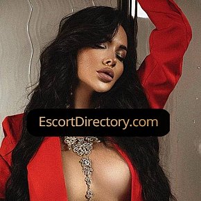 Brown-Sugar escort in Athens offers Girlfriend Experience (GFE) services