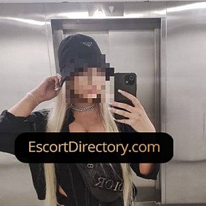 Lella Vip Escort escort in  offers Masturbação services
