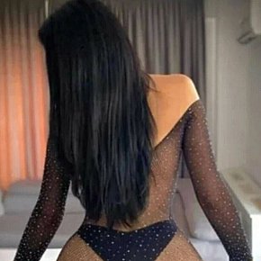 Sandra escort in Linz offers Massaggio erotico services