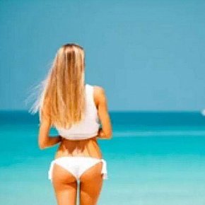 Laura Mûre escort in Lleida offers Massage érotique services