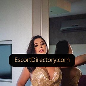 Sofia-Luna Vip Escort escort in  offers Masturbação services