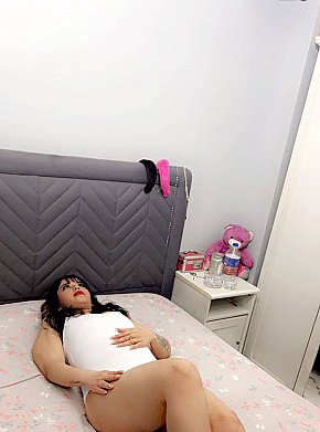 Dima Vip Escort escort in Istanbul offers Intimate massage services