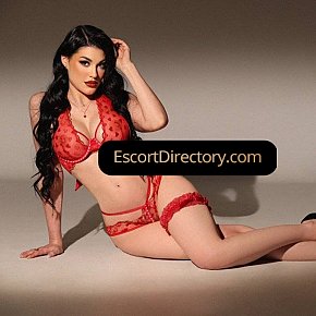 Pandora escort in  offers Masturbação services
