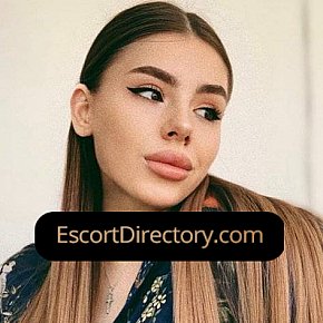 Victoria escort in Kuta Bali offers Blowjob without Condom services