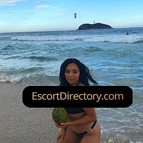 Jade escort in Braga offers Masturbate services
