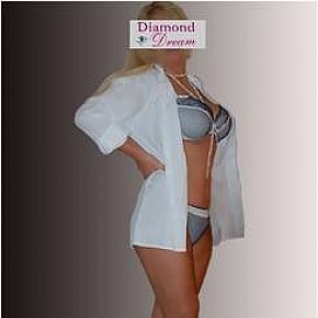 Joel Matură escort in Stuttgart offers Finalizare pe Corp(COB) services